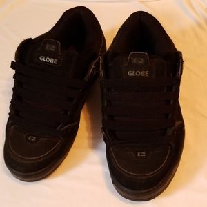 Globe skate shoes